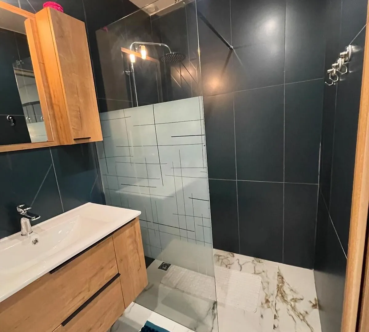 Appartement T2 Proche De La Gare Arles 0*,
